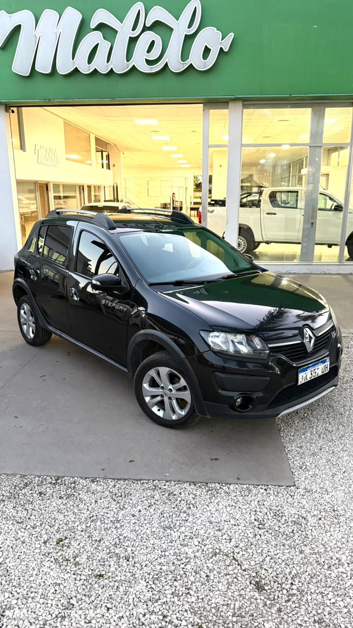 RENAULT - SANDERO  STEEPAY  INTENSE    1.6  - MANUAL   - 2016